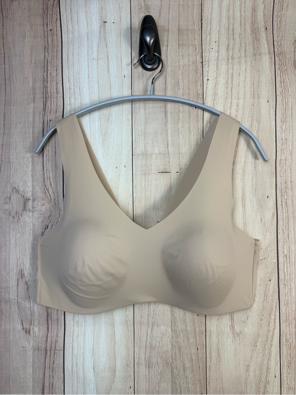 Hanes Women’s Smooth Bra Size 2xl